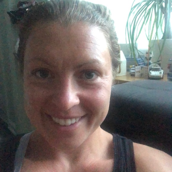 Meet your Posher, Jackie - Picture 1 of 1